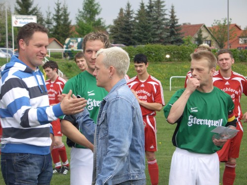 Trainer und Spieler der Ersten verabschiedet