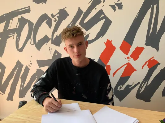 Nick Höfer wechselt zum FC St. Pauli