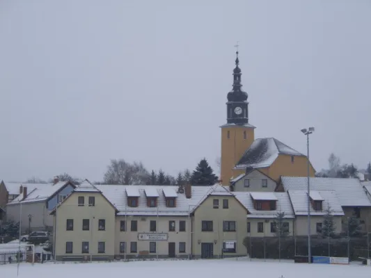 Sportgelände im Winter